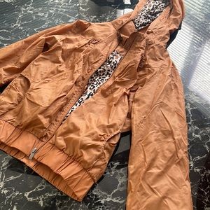 Women’s Jacket with animal print on the inside